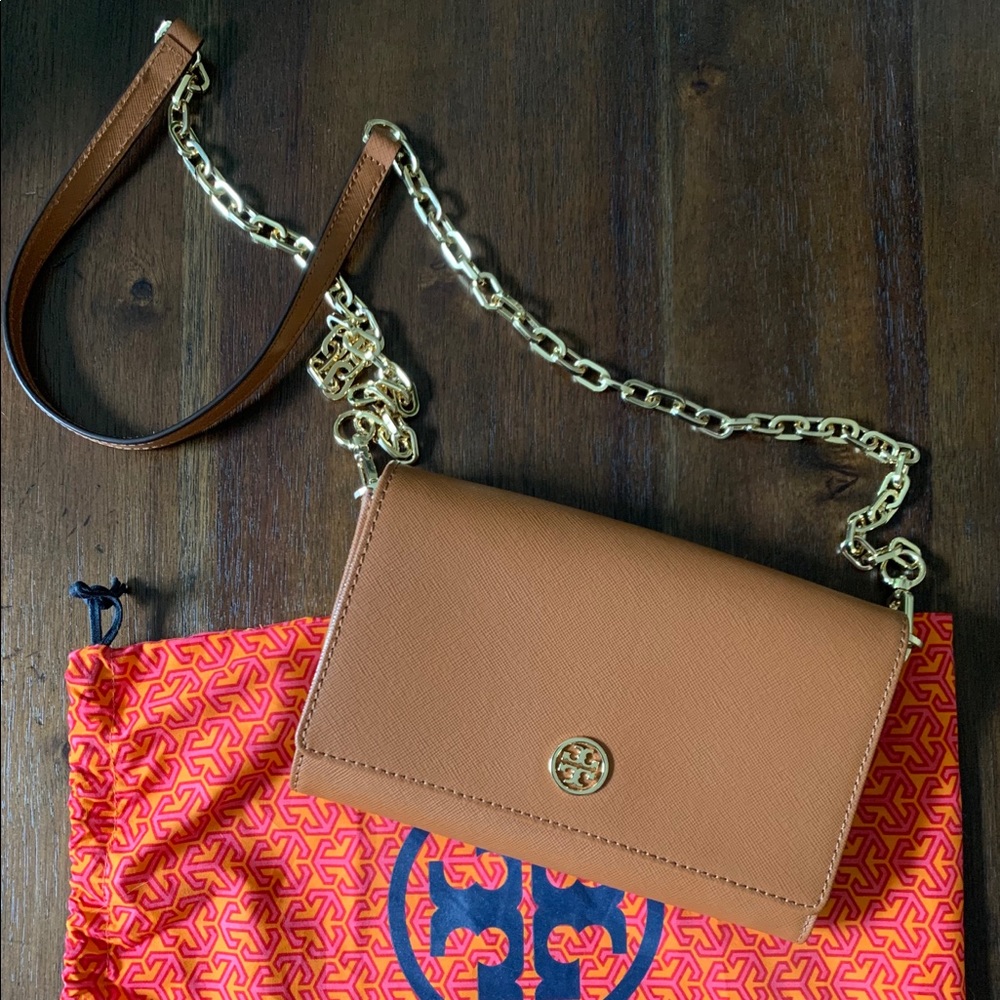 Tory Burch Robinson Chain Wallet